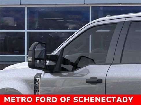 New 2026 Ford F250 XL w/ XL Chrome Package image 20