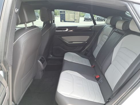 Used 2023 Volkswagen Arteon SEL AWD/4WD image 14