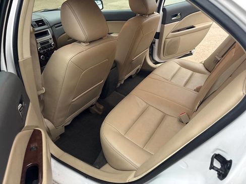 Used 2012 Ford Fusion SEL image 11