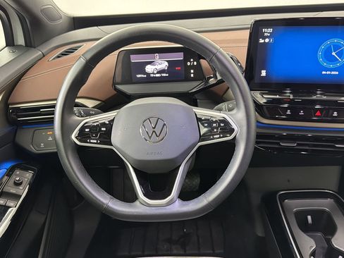 Used 2023 Volkswagen ID.4 2WD image 17