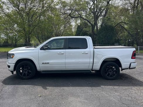 Used 2022 RAM 1500 Laramie AWD/4WD image 2