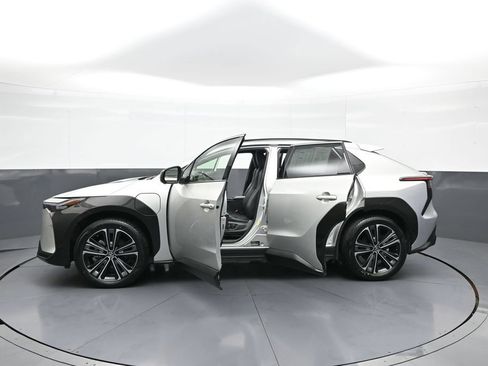 Certified 2023 Toyota bZ4X AWD w/ Weather Package image 44