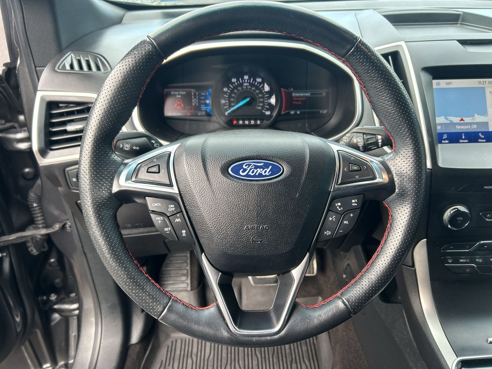 Used 2020 Ford Edge ST-Line w/ Cold Weather Package AWD/4WD image 12