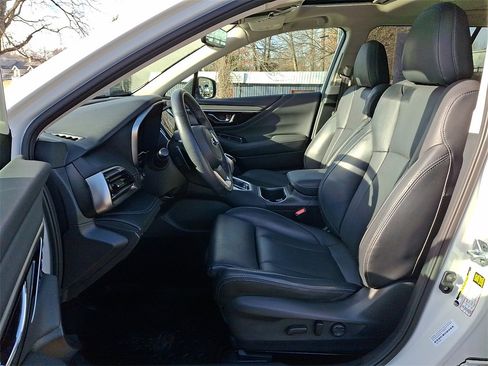 Used 2023 Subaru Outback Limited image 14