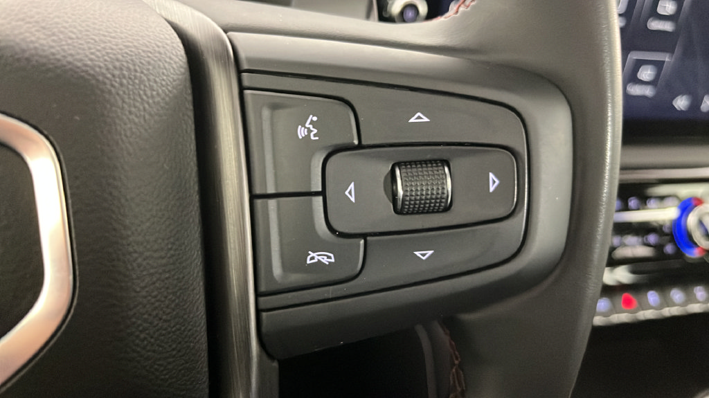 Used 2025 GMC Sierra 1500 AT4X AWD/4WD image 24