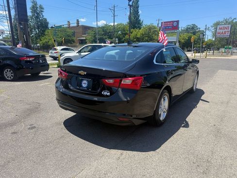 Used 2022 Chevrolet Malibu LS FWD image 6