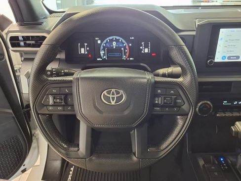 Used 2026 Toyota Tacoma SR5 RWD image 10