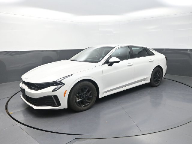 Used 2026 Kia K5 LXS FWD image 3
