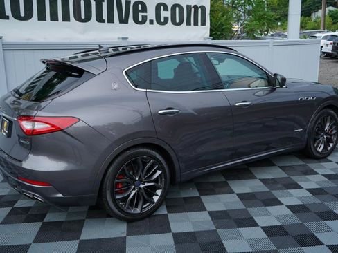 Used 2018 Maserati Levante S GranSport AWD/4WD image 5