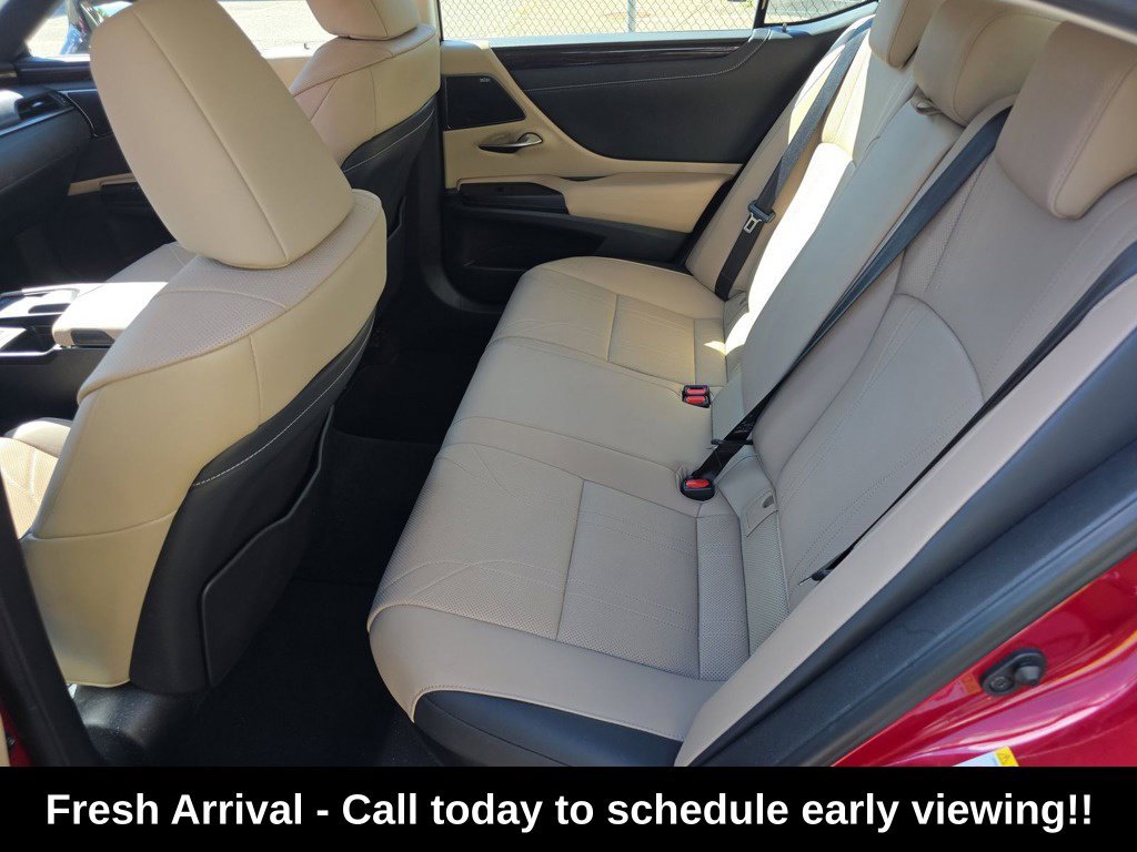 Used 2019 Lexus ES 300h FWD image 10