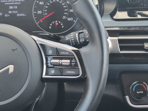 Used 2023 Kia Seltos S image 30