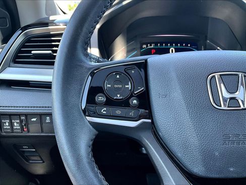 Used 2024 Honda Odyssey Touring image 11