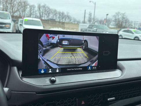 Used 2024 Honda Accord Sport image 27