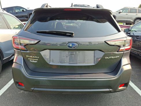 Used 2024 Subaru Outback Premium AWD/4WD image 5