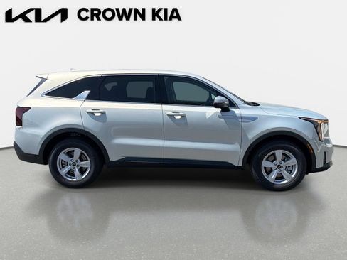New 2026 Kia Sorento LX FWD image 4
