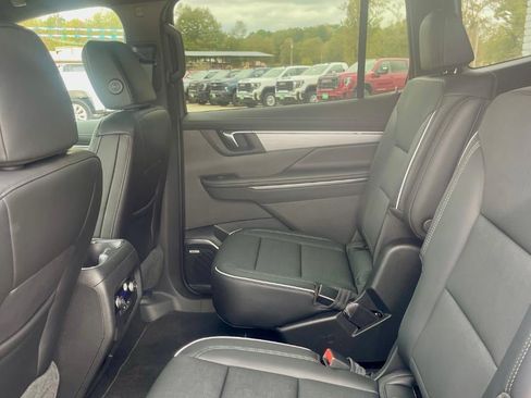 New 2026 Buick Enclave Preferred image 16