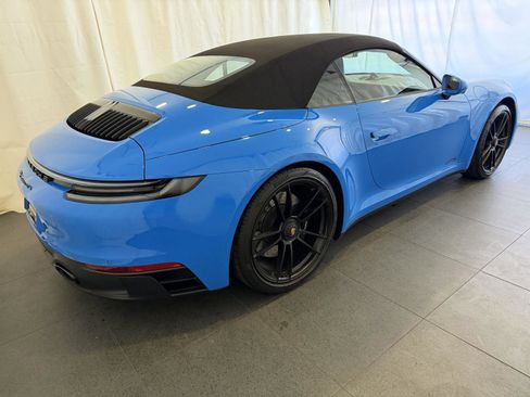 Certified 2023 Porsche 911 Carrera GTS image 9