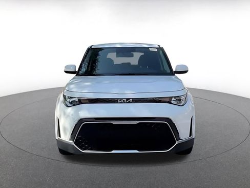 Used 2025 Kia Soul LX w/ LX Technology Package image 5