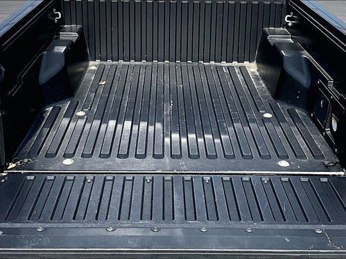 Used 2019 Toyota Tacoma TRD Off-Road image 16