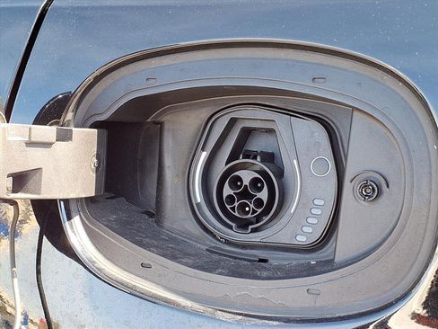 Used 2024 Alfa Romeo Tonale Ti image 21