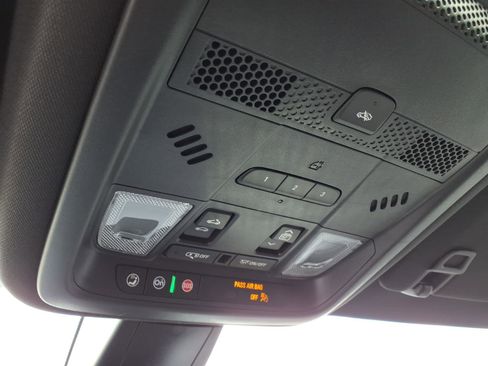 New 2025 Cadillac XT6 Premium Luxury image 21