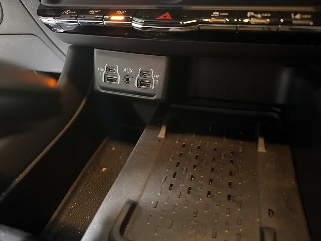 Used 2025 Dodge Durango GT AWD/4WD image 32