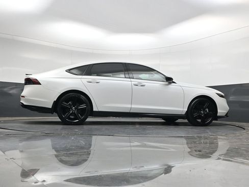 Used 2023 Honda Accord Sport image 38