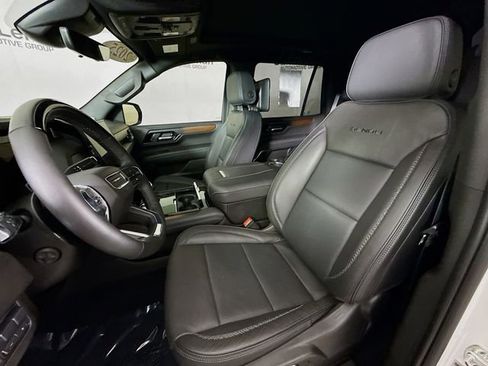 Used 2025 GMC Yukon Denali w/ Denali Reserve Package AWD/4WD image 25