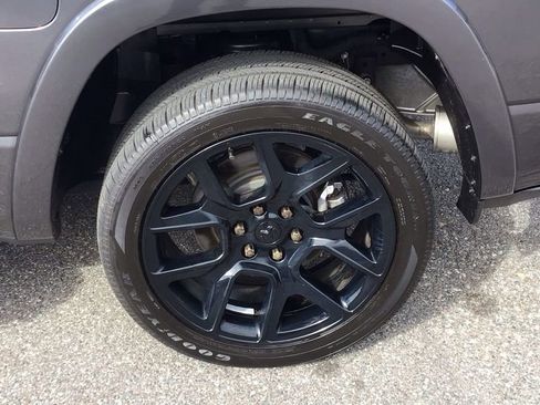 Used 2021 RAM 1500 Laramie image 9