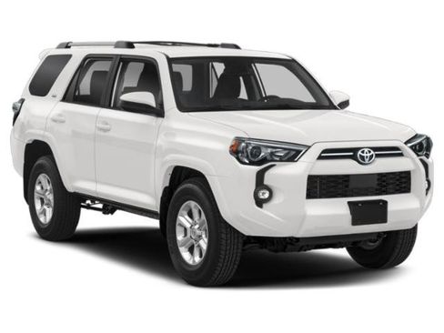 Used 2024 Toyota 4Runner SR5 AWD/4WD image 6