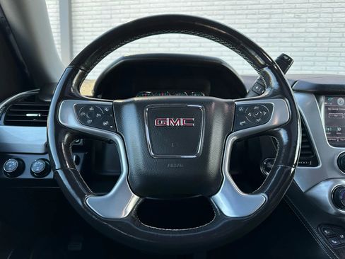 Used 2018 GMC Yukon XL SLT w/ Open Road Package image 32