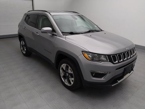 Used 2020 Jeep Compass Limited image 13
