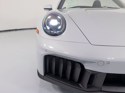 Certified 2025 Porsche 911 Carrera GTS RWD image 43