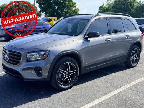 Used 2026 Mercedes-Benz GLB 250 w/ Exclusive Package image 2