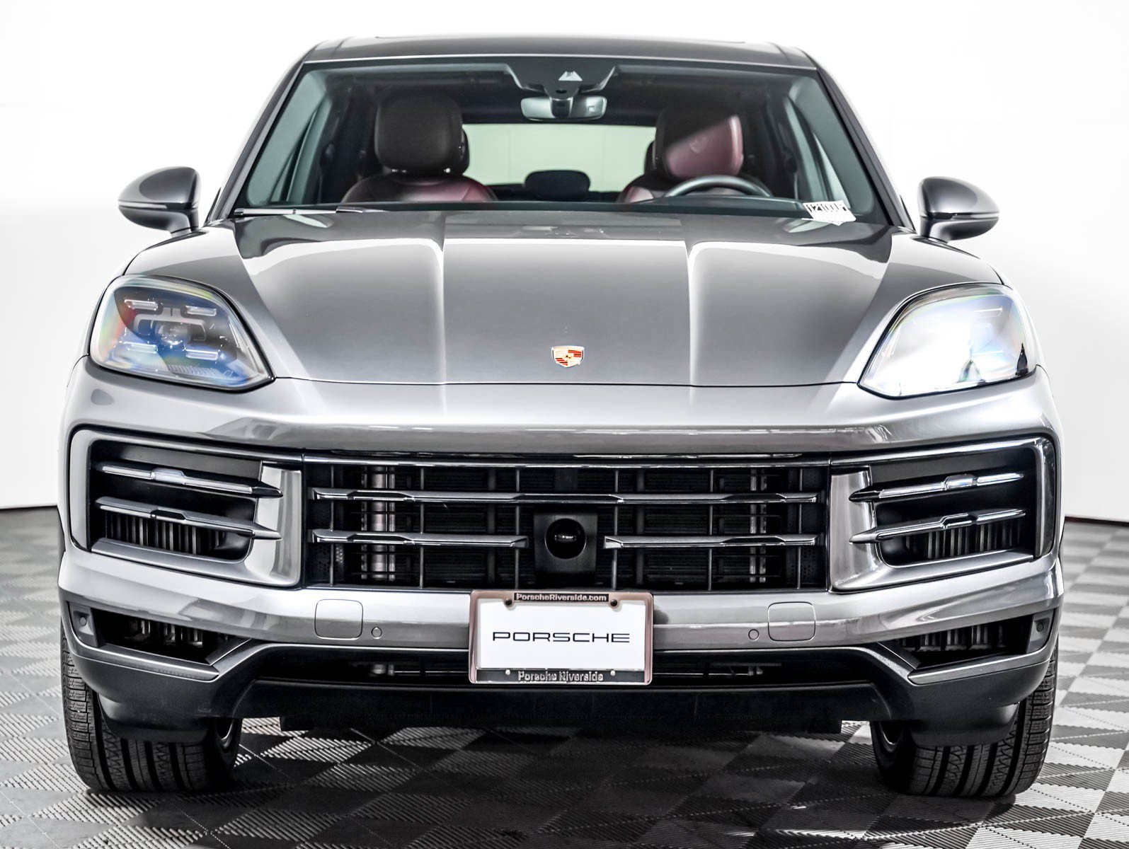 Certified 2024 Porsche Cayenne AWD/4WD image 7