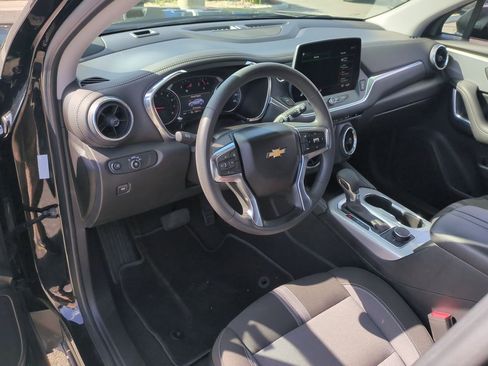 Certified 2025 Chevrolet Blazer LT AWD/4WD image 10