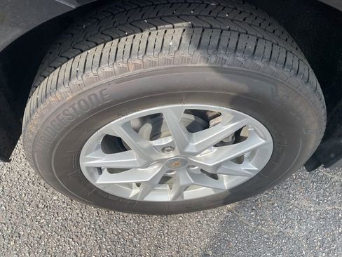 Used 2022 Chevrolet Equinox LT image 14