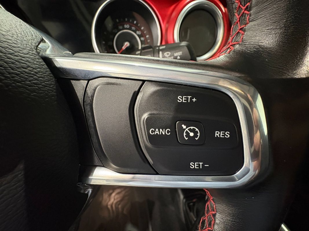 Used 2021 Jeep Wrangler Unlimited Rubicon AWD/4WD image 14