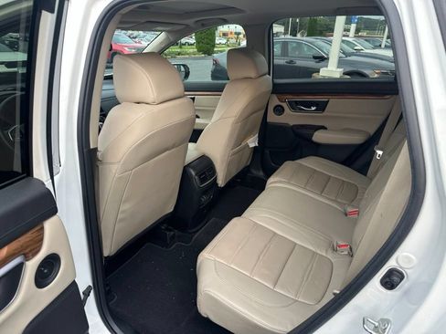 Certified 2017 Honda CR-V Touring image 9