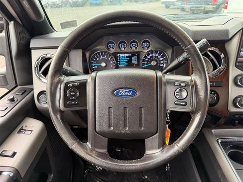 Used 2016 Ford F250 Lariat w/ Lariat Interior Package AWD/4WD image 24