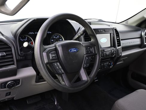 Used 2018 Ford F250 XLT w/ XLT Value Package image 11