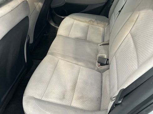 Used 2020 Hyundai Elantra SEL FWD image 9