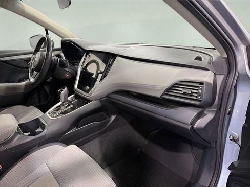 Used 2021 Subaru Outback Premium AWD/4WD image 3