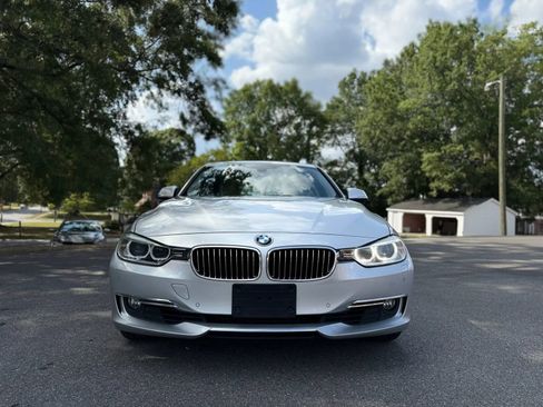 Used 2015 BMW 328i xDrive Sedan AWD/4WD image 9