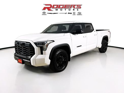 Used 2024 Toyota Tundra Limited w/ TRD Off-Road Package AWD/4WD image 8