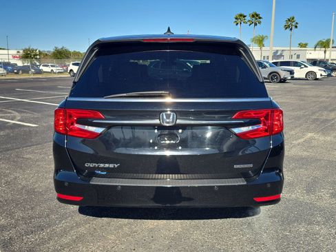 Used 2022 Honda Odyssey Touring image 5