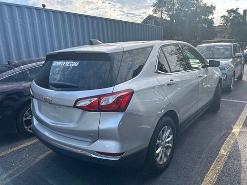 Used 2019 Chevrolet Equinox LT w/ Driver Convenience Package FWD image 5