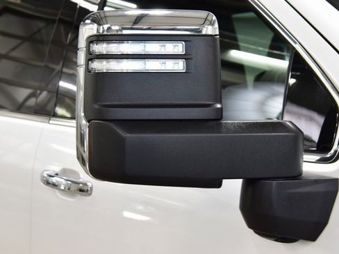 Used 2024 GMC Sierra 2500 Denali Ultimate image 14