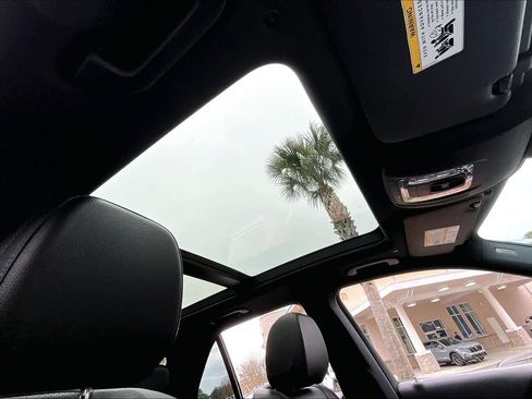 Used 2022 Mercedes-Benz GLE 350 4MATIC w/ 3rd Row Seat Package image 25