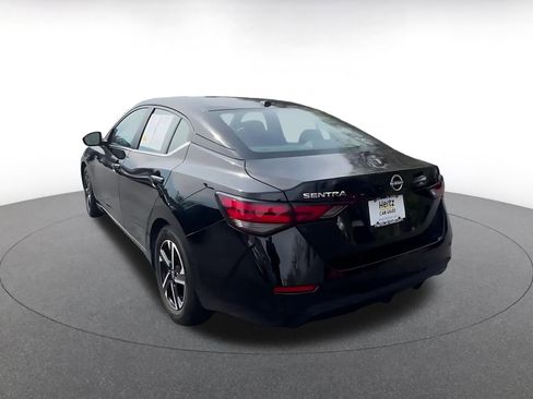 Used 2025 Nissan Sentra SV image 11